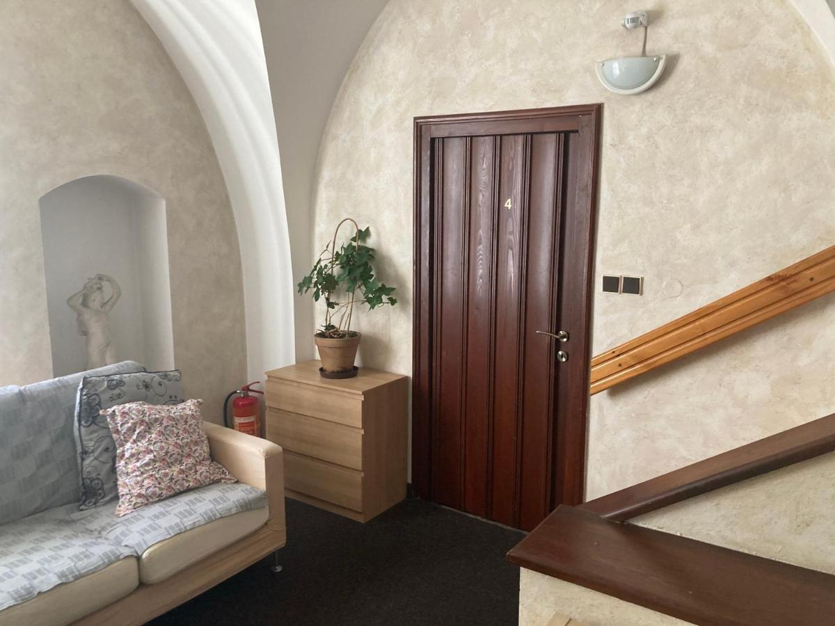 Penzion A Restaurace Modra Ruze طابور المظهر الخارجي الصورة