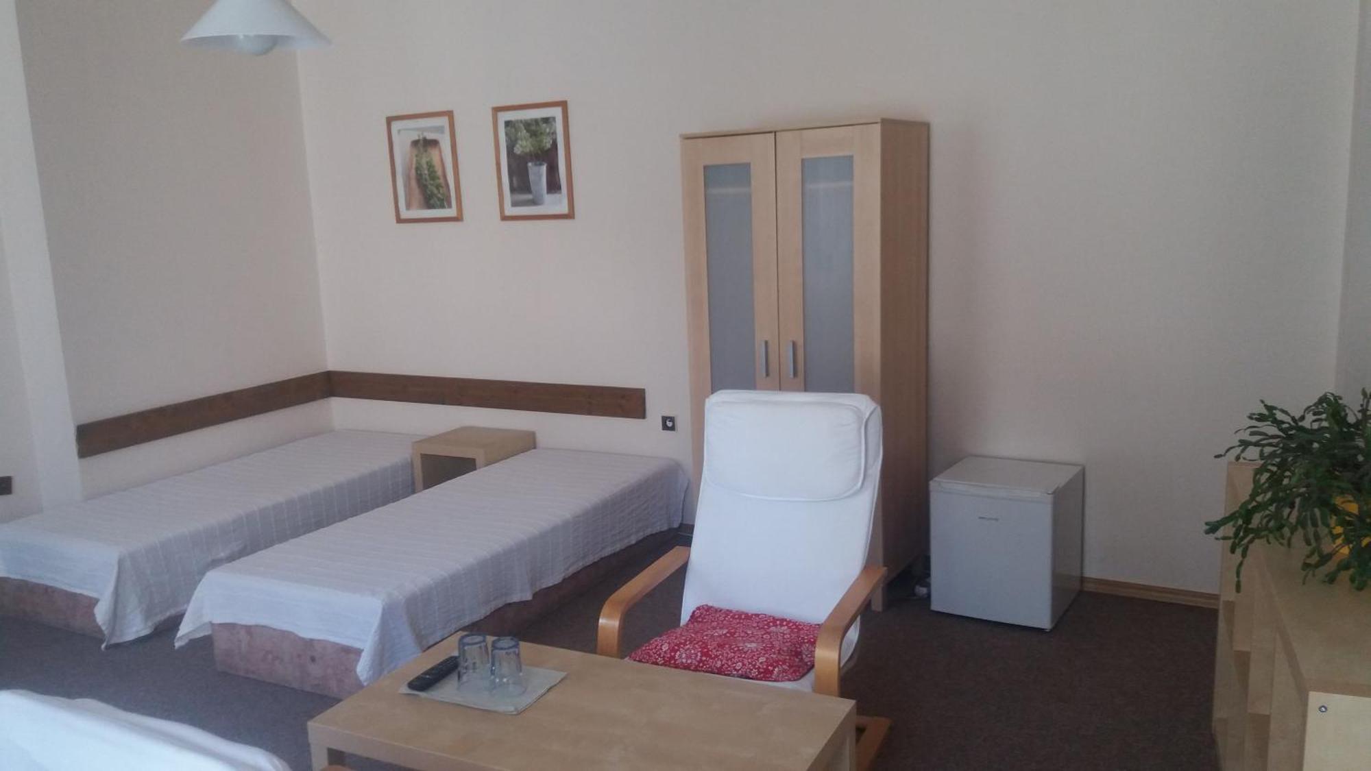 Penzion A Restaurace Modra Ruze طابور الغرفة الصورة