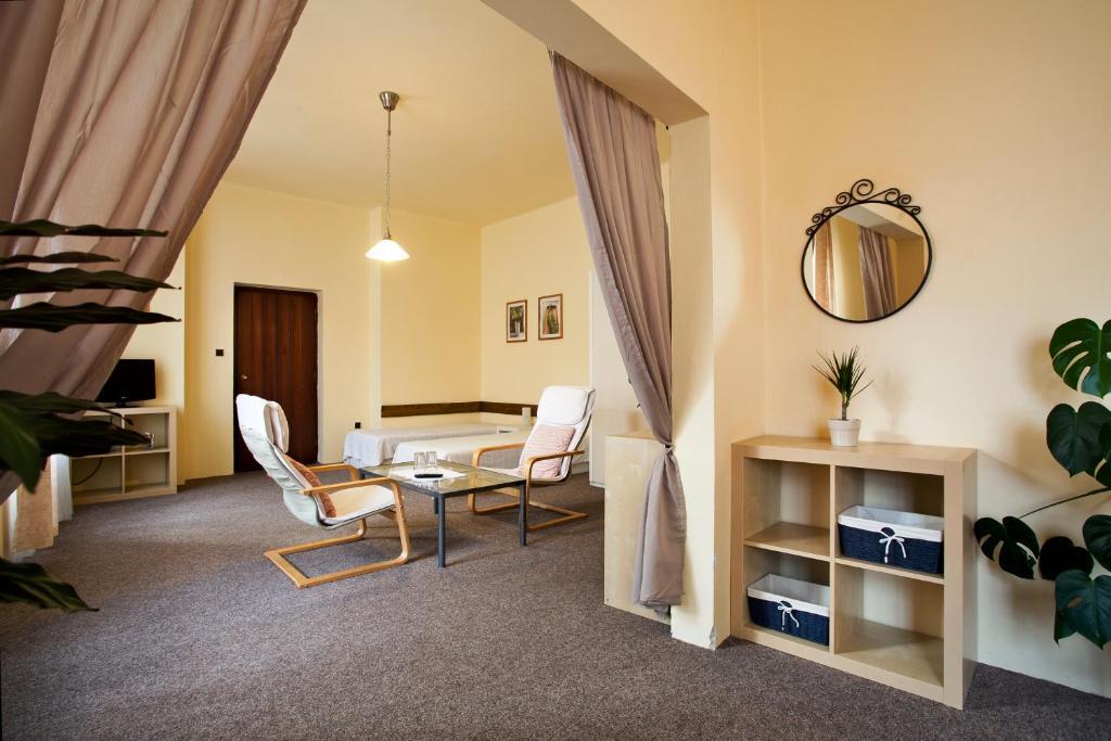 Penzion A Restaurace Modra Ruze طابور الغرفة الصورة